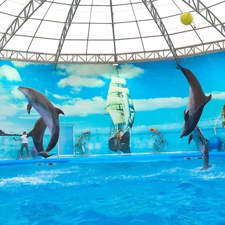 Апартаменты Perfect Near To Train Station And Of Center