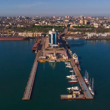 Appartement Perfect Near To Train Station And Of Center Odessa