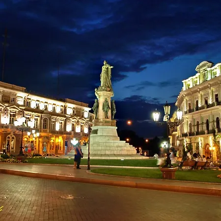 Perfect Near To Train Station And Of Center * Odessa