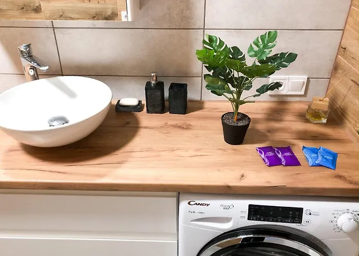 Perfect Near To Train Station And Of Center * 敖德萨