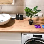 Perfect Near To Train Station And Of Center * Οδησσός